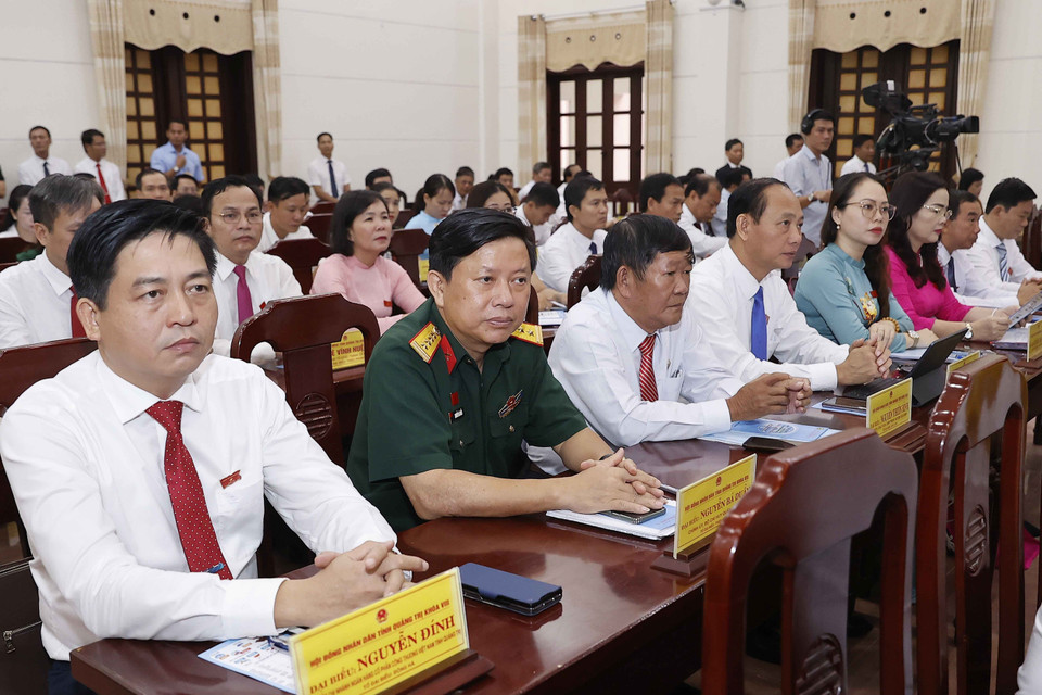 Đại biểu dự phiên khai mạc kỳ họp. (Ảnh: Doãn Tấn/TTXVN)