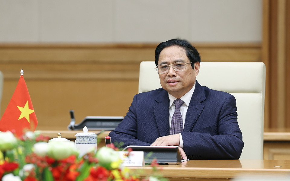 Thủ tướng Phạm Minh Chính phát biểu tại buổi tiếp Tổng thống Cộng hòa Singapore Halimah Yacob. (Ảnh: Dương Giang/TTXVN)