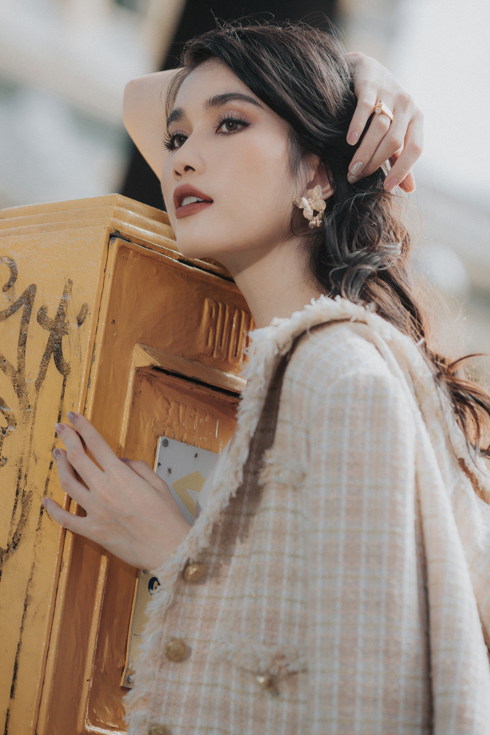 Luôn tìm tòi và học hỏi phong cách mới, mỗi lần xuất hiện Phương Anh lại mang đến một phiên bản mới mẻ, hấp dẫn, thời trang và thần thái quyến rũ. (Ảnh: CTV/Vietnam+)