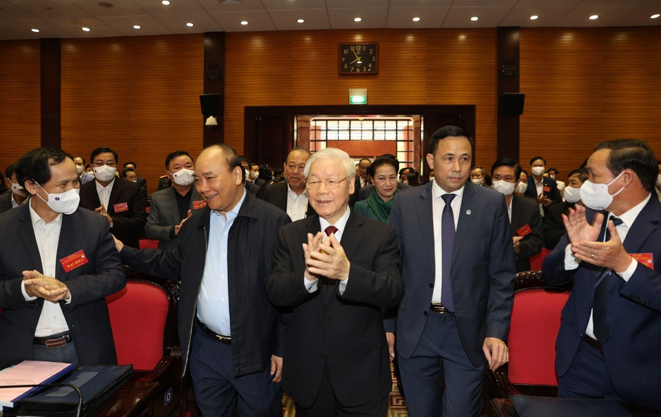 Tổng Bí thư, Chủ tịch nước Nguyễn Phú Trọng, Thủ tướng Nguyễn Xuân Phúc đến dự Hội nghị. (Ảnh: Trí Dũng/TTXVN)