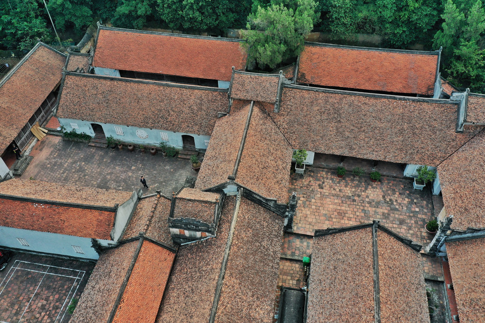 Chùa đã được công nhận là Di tích quốc gia đặc biệt năm 2016 và bộ kinh phật khắc trên gỗ thị lưu giữ trong chùa được đánh giá là cổ nhất của dòng thiền Lâm Tế. (Ảnh: Mai Mai/Vietnam+)