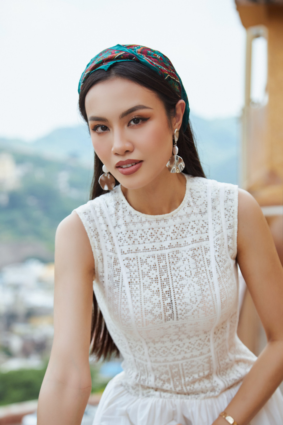 Với danh hiệu Á hậu 2 và Đại sứ Du lịch Hoa hậu Hoàn vũ Việt Nam, Thủy Tiên vinh dự nhận được lời mời của Hội Bảo tồn Di sản Văn hóa và Du lịch Tâm linh tham gia chuyến công tác đặc biệt kéo dài 8 ngày 7 đêm tại Ấn Độ. (Ảnh: CTV/Vietnam+)