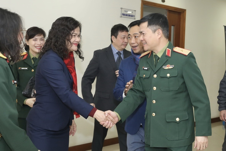 Thiếu tướng Tào Đức Thắng, Chủ tịch kiêm Tổng Giám đốc Tập đoàn Công nghiệp – Viễn thông Quân đội Viettel đến dự Lễ phát động. (Ảnh: Minh Quyết/TTXVN)