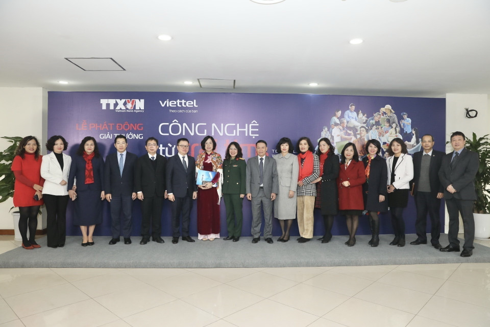 Đại biểu tham dự Lễ phát động. (Ảnh: Minh Quyết/TTXVN)