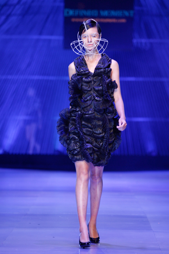 Luôn tự nhận mình là nhà điêu khắc và một bác sỹ phẫu thuật khi đến với nghiệp tạo mẫu... (Ảnh: BTC)