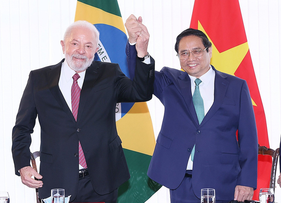 Thủ tướng Phạm Minh Chính với Tổng thống Brazil Lula da Silva. (Ảnh: Dương Giang/TTXVN)