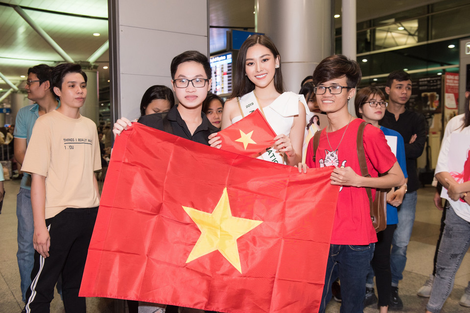 Sau gần 2 tháng chuẩn bị cho cuộc thi Miss International – Hoa hậu Quốc tế 2019, Á hậu Tường San đã chính thức lên đường tham gia cuộc thi. (Ảnh: CTV/Vietnam+)