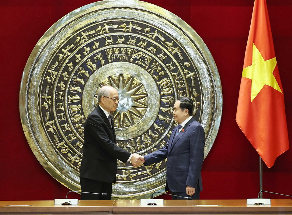 Chủ tịch Quốc hội Trần Thanh Mẫn tiếp ông Trương Quân, Chánh án Tòa án Nhân dân Tối cao Trung Quốc. (Ảnh: Thống Nhất/TTXVN)