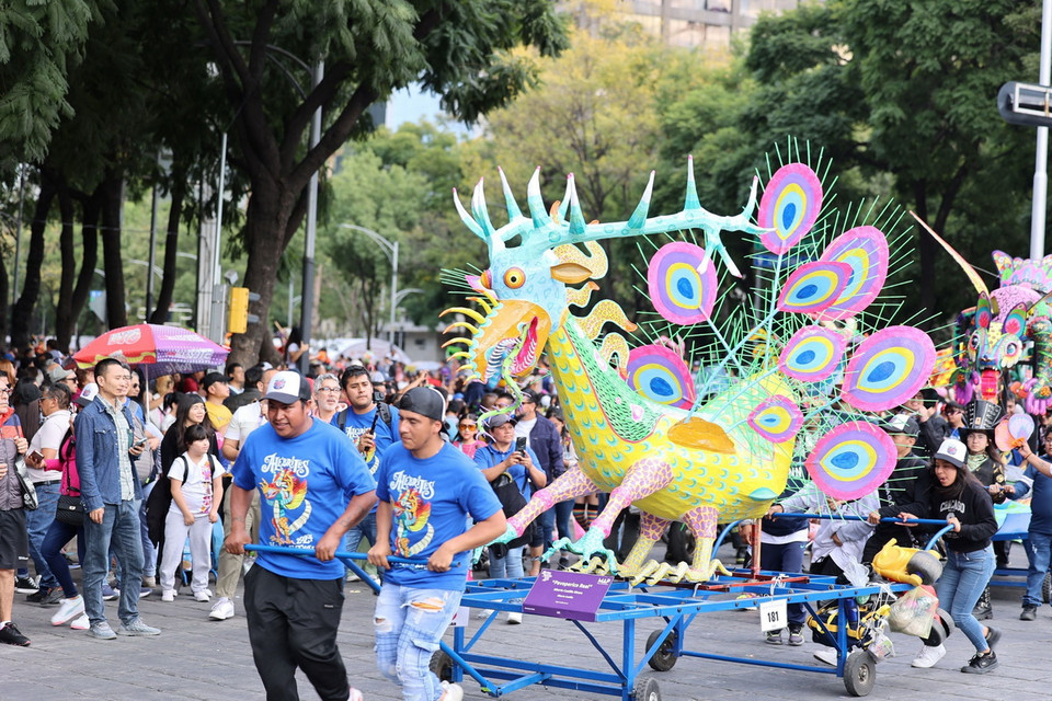Alebrijes là những sinh vật có kích thước khổng lồ trong trí tưởng tượng dân gian của Mexico. (Ảnh: Phi Hùng/TTXVN)