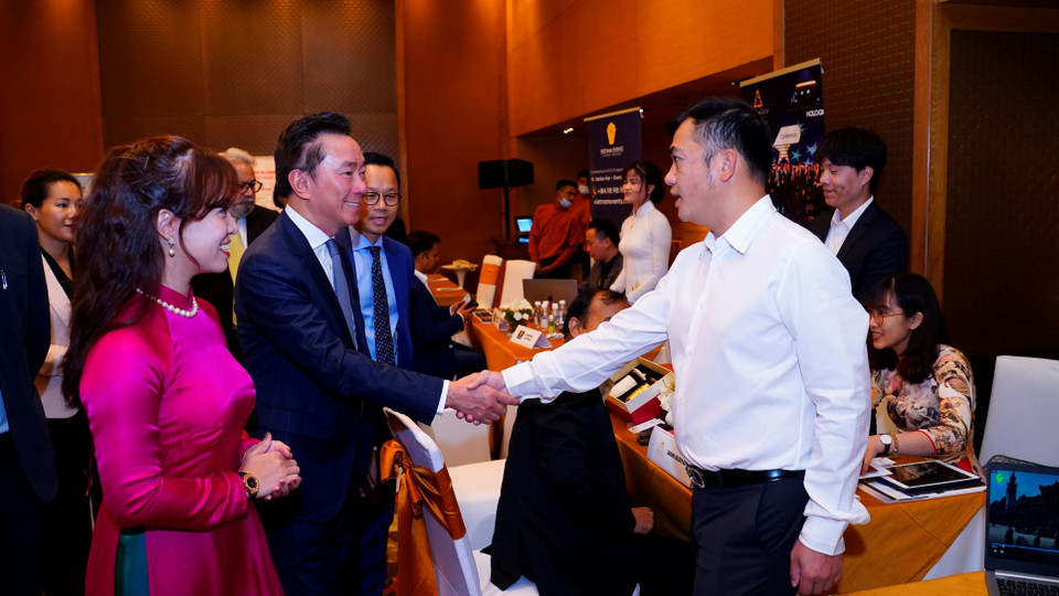 Chia sẻ với khách mời tại chương trình, ông Phạm Sanh Châu, Đại sứ Việt Nam tại Ấn Độ đánh giá 'nhu cầu du lịch nước ngoài của khách Ấn Độ nhìn chung rất lớn do bị kìm nén suốt 2 năm qua.' (Ảnh: Vietnam+)