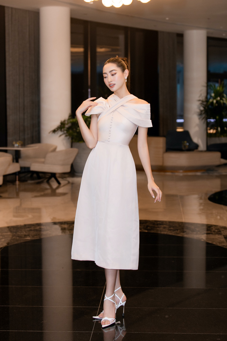 Nhan sắc Hoa hậu Lương Thùy Linh ngày càng thăng hạng. (Ảnh: CTV/Vietnam+)