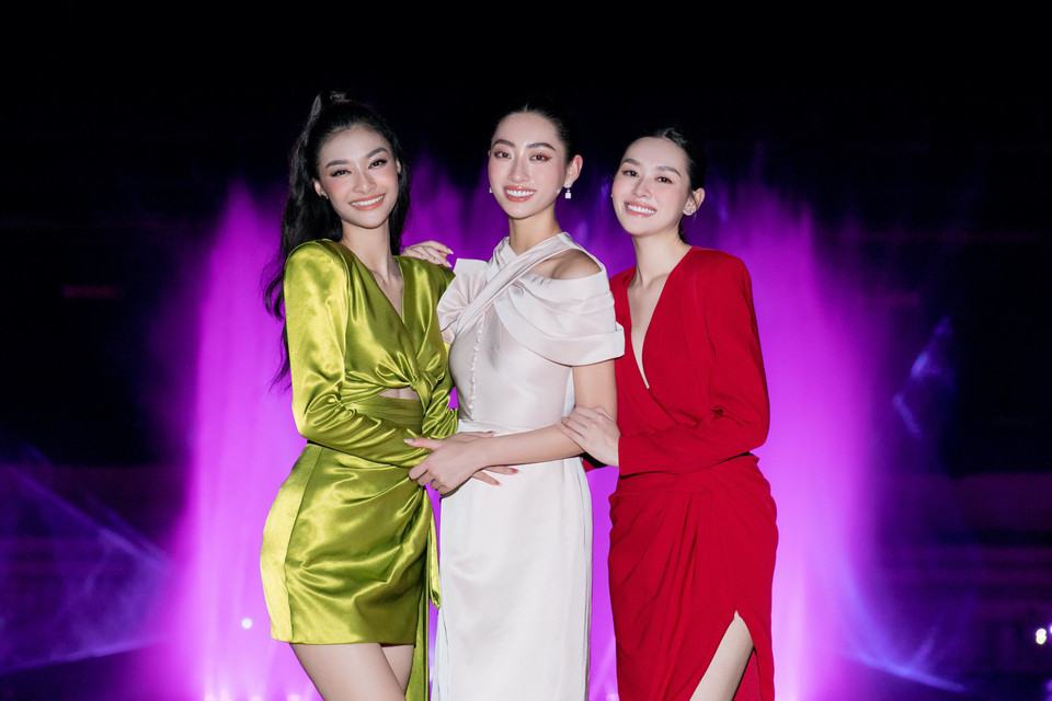 Top 3 Miss World Vietnam 2019 rạng rỡ trước ngày kết thúc nhiệm kỳ. (Ảnh: CTV/Vietnam+)