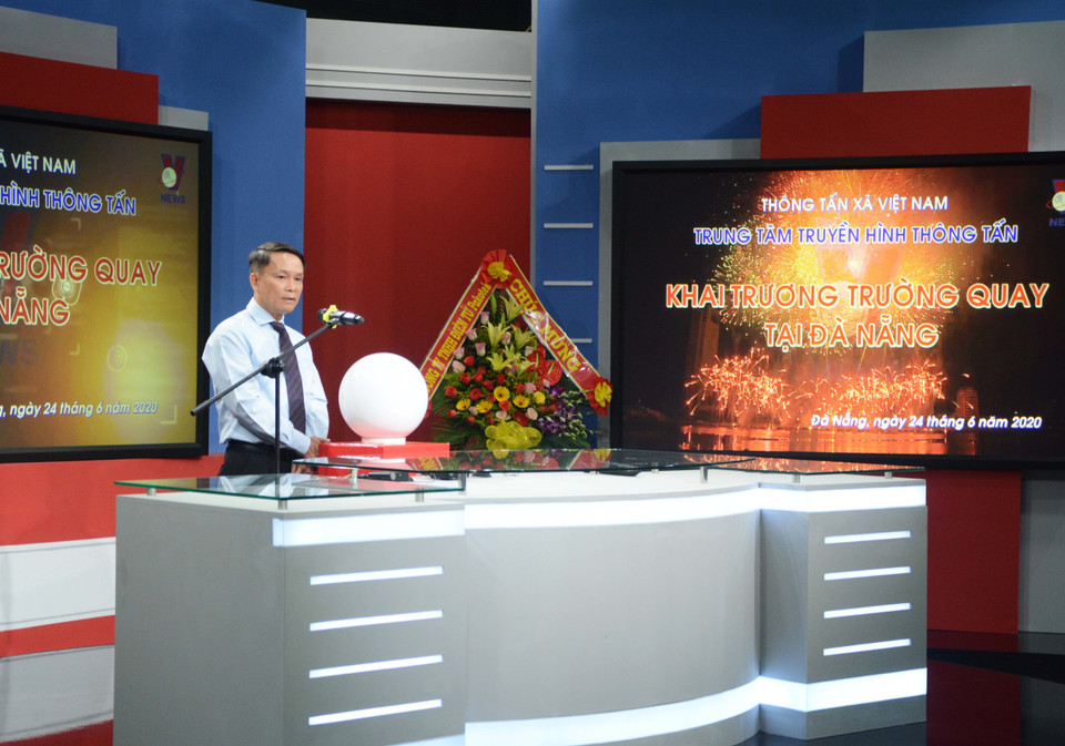 Tổng Giám đốc Thông tấn xã Việt Nam Nguyễn Đức Lợi phát biểu tại buổi lễ. (Ảnh: Văn Dũng/TTXVN)