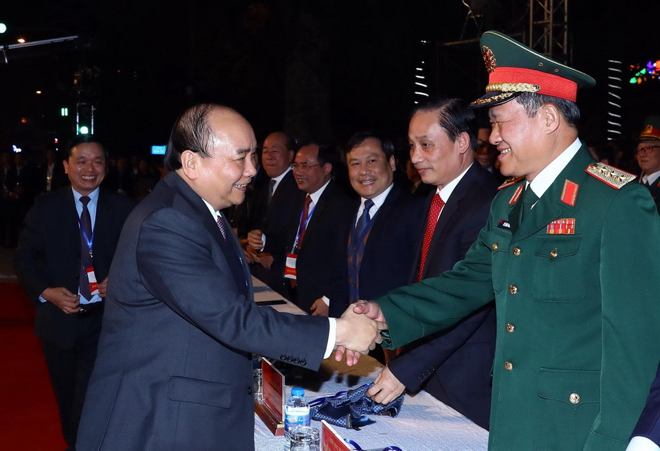 Thủ tướng Nguyễn Xuân Phúc và các đại biểu. (Ảnh: Thống Nhất/TTXVN)