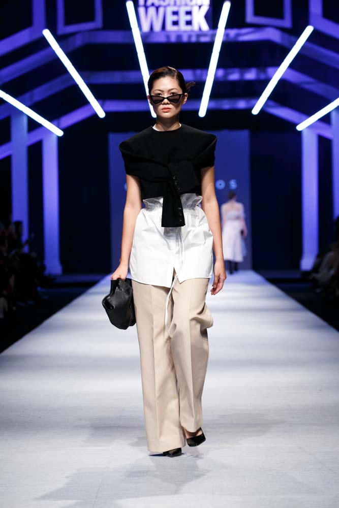 Nhập mô tả cho ảnh