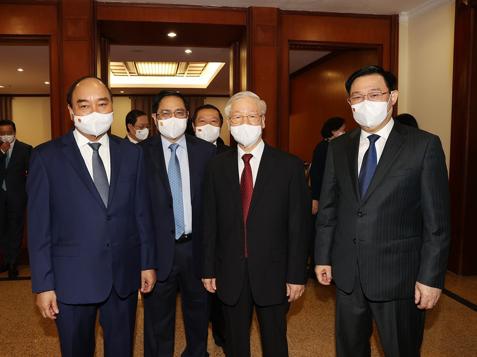 Tổng Bí thư Nguyễn Phú Trọng, Chủ tịch nước Nguyễn Xuân Phúc, Thủ tướng Phạm Minh Chính và Chủ tịch Quốc hội Vương Đình Huệ dự hội nghị. (Ảnh: Trí Dũng/TTXVN)