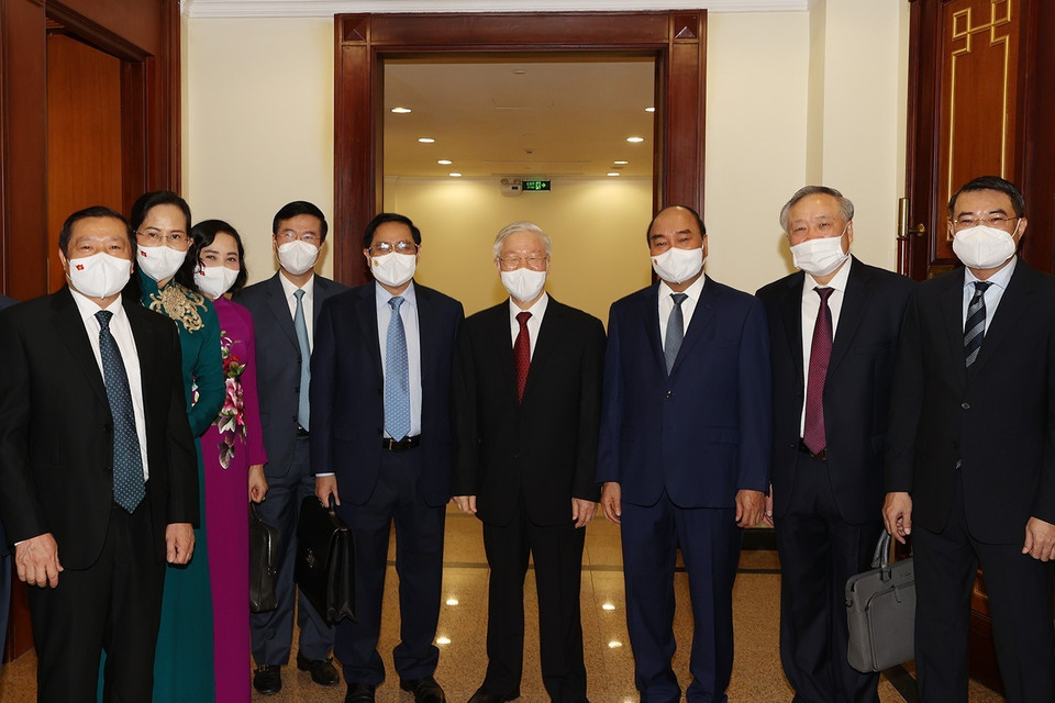 Tổng Bí thư Nguyễn Phú Trọng cùng các đồng chí lãnh đạo Đảng, Nhà nước và các đại biểu dự hội nghị. (Ảnh: Trí Dũng/TTXVN)