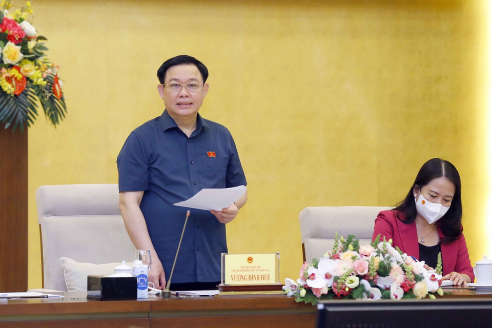 Chủ tịch Quốc hội Vương Đình Huệ phát biểu khai mạc Phiên họp thứ 8 của Hội đồng Bầu cử Quốc gia. (Ảnh: Doãn Tấn/TTXVN)