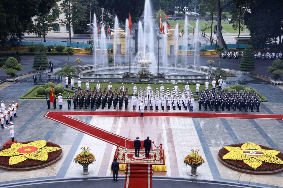 Quang cảnh lễ dón. (Ảnh: An Đăng/TTXVN)