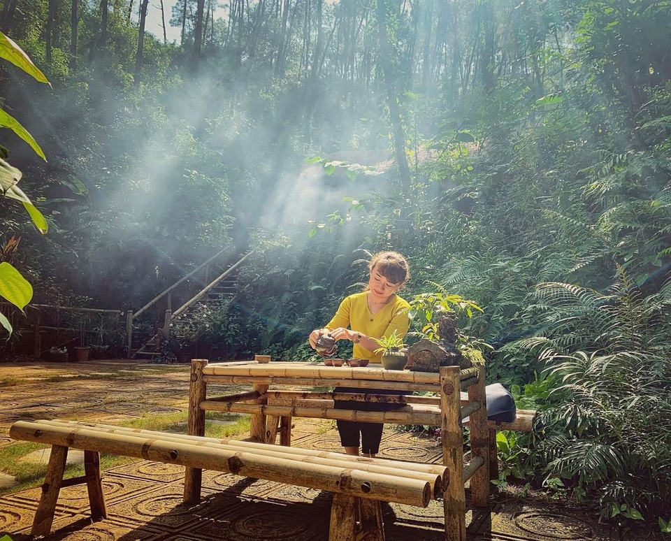 Hãy cùng cảm nhận sự tĩnh lặng của Phi Lai cốc và trải nghiệm cuộc sống vô cùng giản dị của các sư thầy nơi đây. (Ảnh: Xuân Mai/Vietnam+)