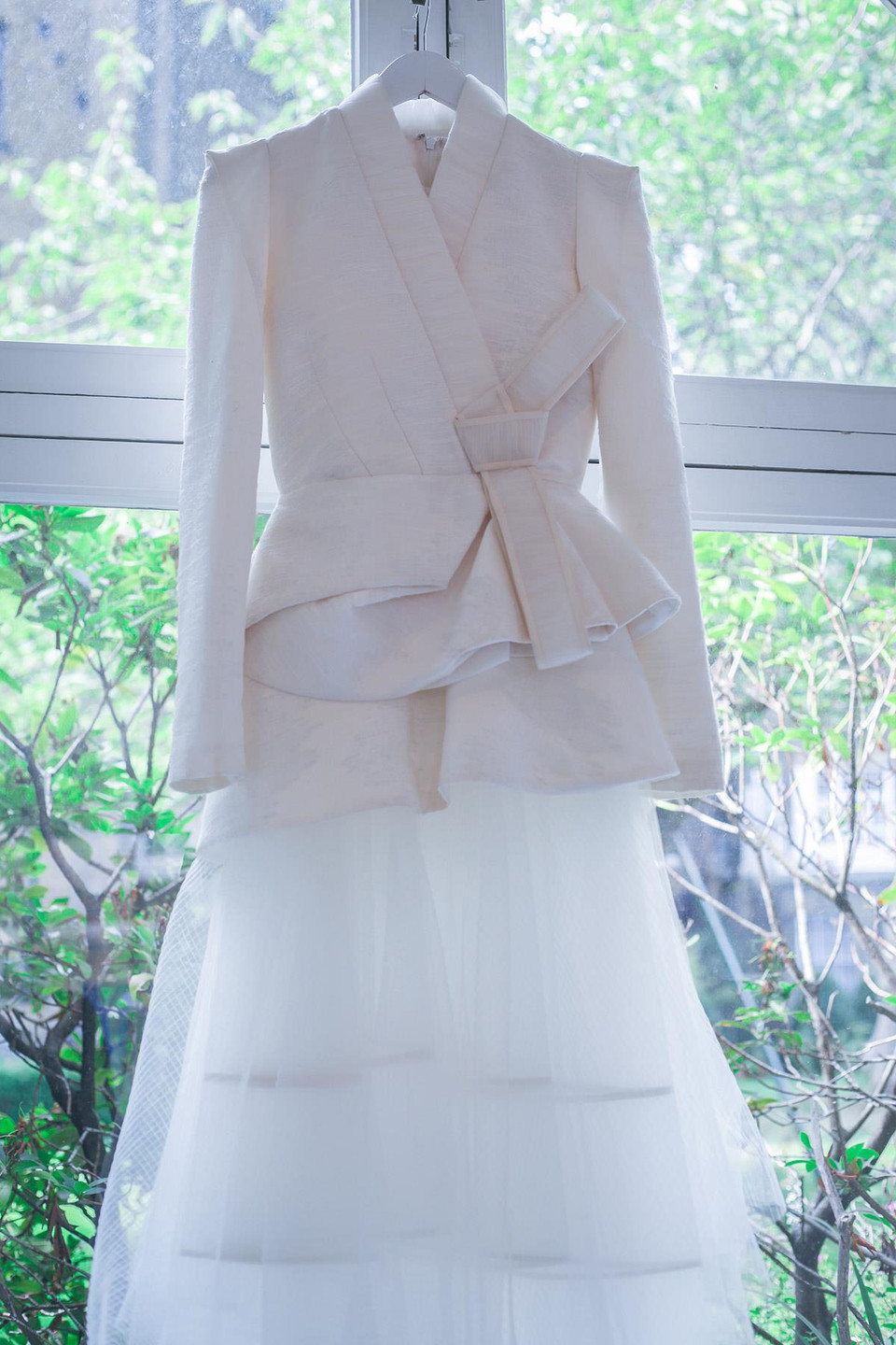 Phuong My Bridal mang đậm chất Á Đông, được chăm chút từ đường may, chất liệu cho đến thiết kế. (Ảnh: CTV/Vietnam+)