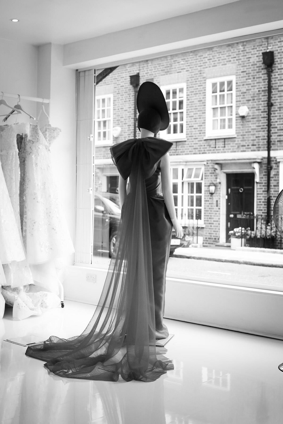 Phuong My Bridal chính thức có mặt tại tiệm đồ cưới nổi tiếng tại London. (Ảnh: CTV/Vietnam+)