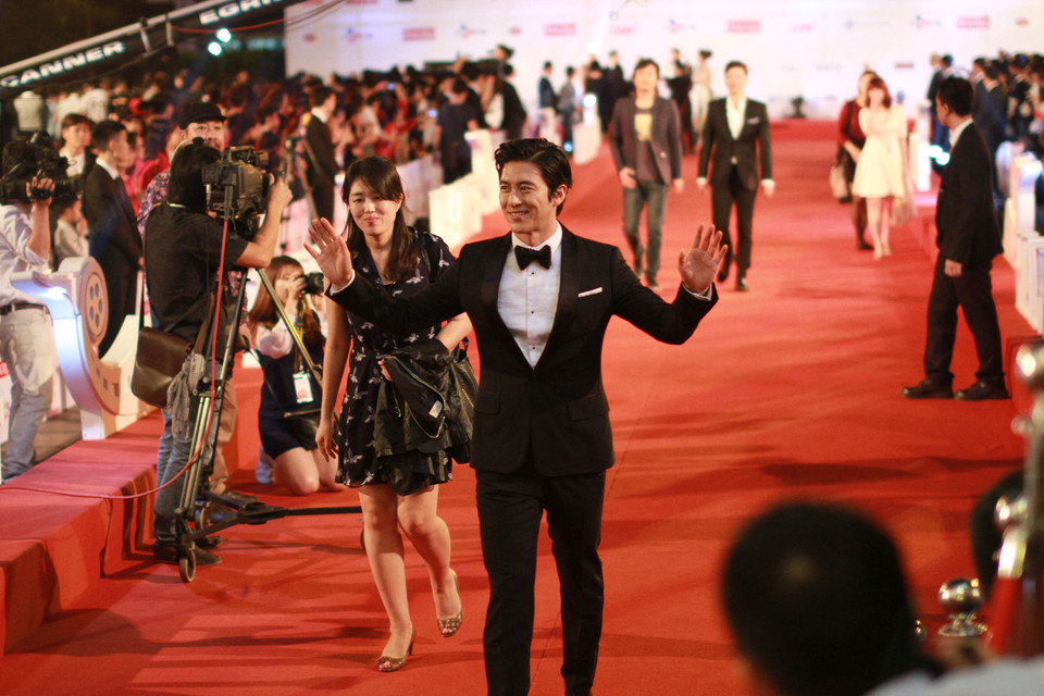 Tài tử điện ảnh nổi tiếng Hàn Quốc Go Soo. (Ảnh: Xuân Mai)