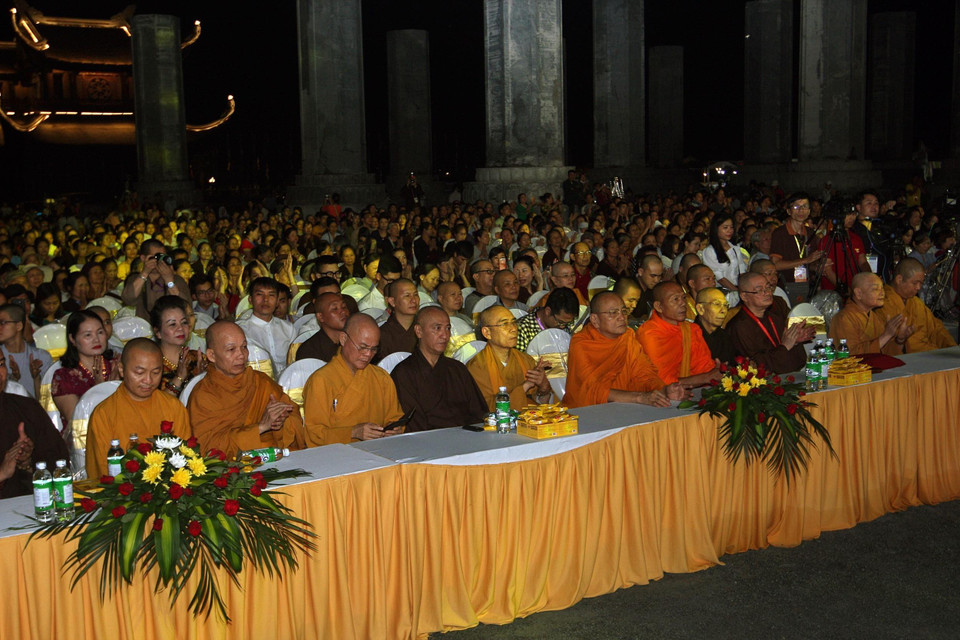 Các đại biểu dự Lễ khai mạc chuỗi sự kiện Văn hóa Phật giáo. (Ảnh: Nguyễn Dân/TTXVN)