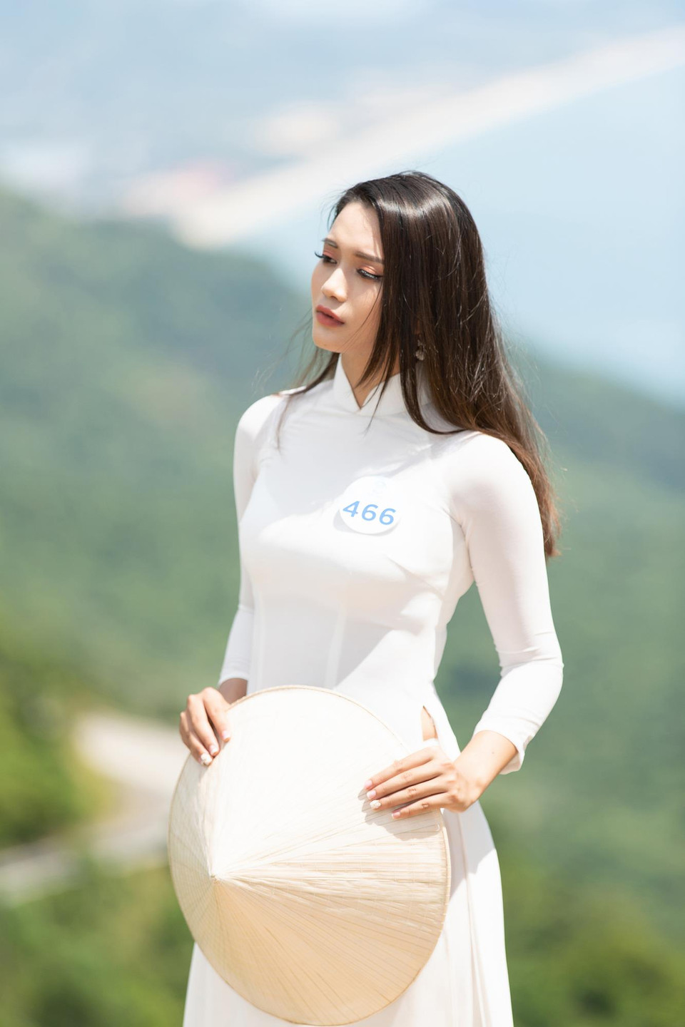 Thần thái mà các thí sinh toát lên trong mỗi khung hình tại những khung cảnh khác nhau đã chứng minh khả năng và sự chuyên nghiệp của những thí sinh đến từ một cuộc thi hướng đến chất lượng quốc tế. (Ảnh: BTC)