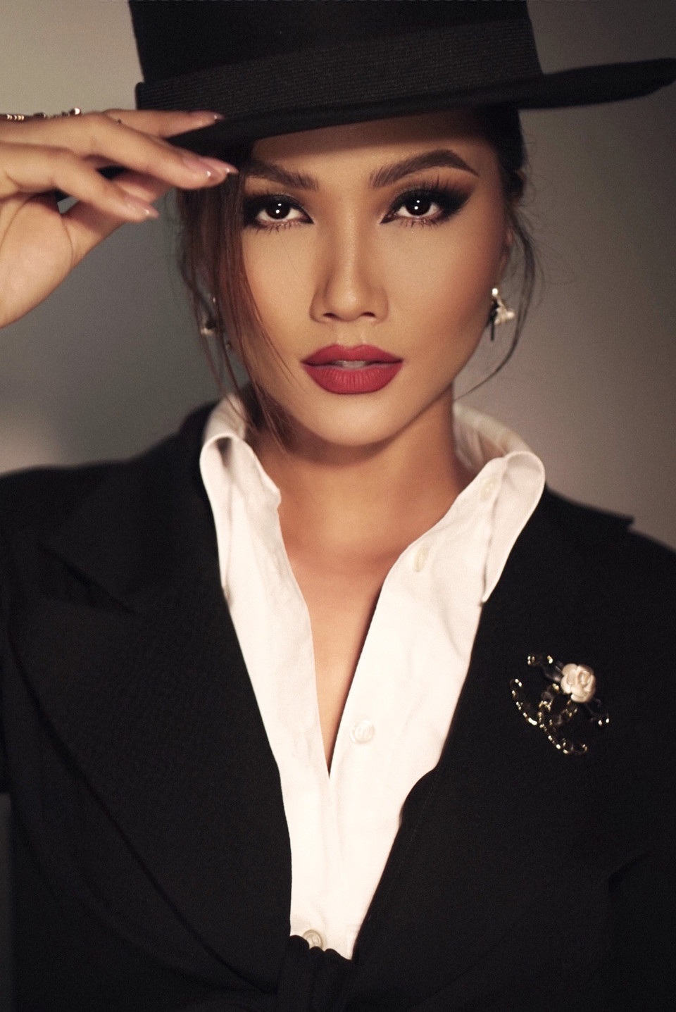 Sau gần 2 tháng khởi động với hàng nghìn hồ sơ thí sinh từ khắp các tỉnh thành trong nước và các thí sinh tại nước ngoài, top những thí sinh xuất sắc đã được ban tổ chức lựa chọn tiếp tục bước vào những thử thách đầy thú vị sẽ ghi hình trực tiếp tại Thành phố Hồ Chí Minh. (Ảnh: CTV/Vietnam+)