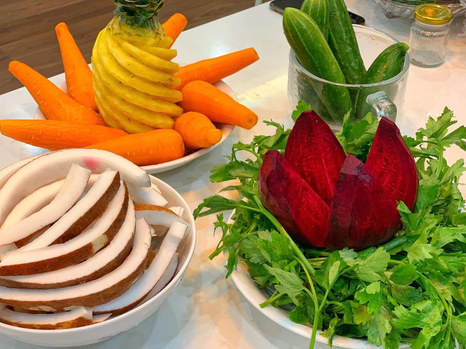 Toàn bộ nguyên liệu cho công thức nước ép giữ dáng, đẹp da lại có tác dụng chữa bệnh. (Ảnh: Mai Mai/Vietnam+)