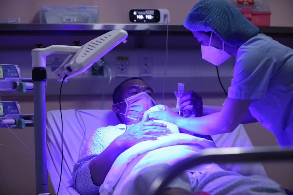 Sữa thanh trùng được sử dụng cho các bé sơ sinh bệnh nặng.(Ảnh: Minh Quyết/TTXVN)