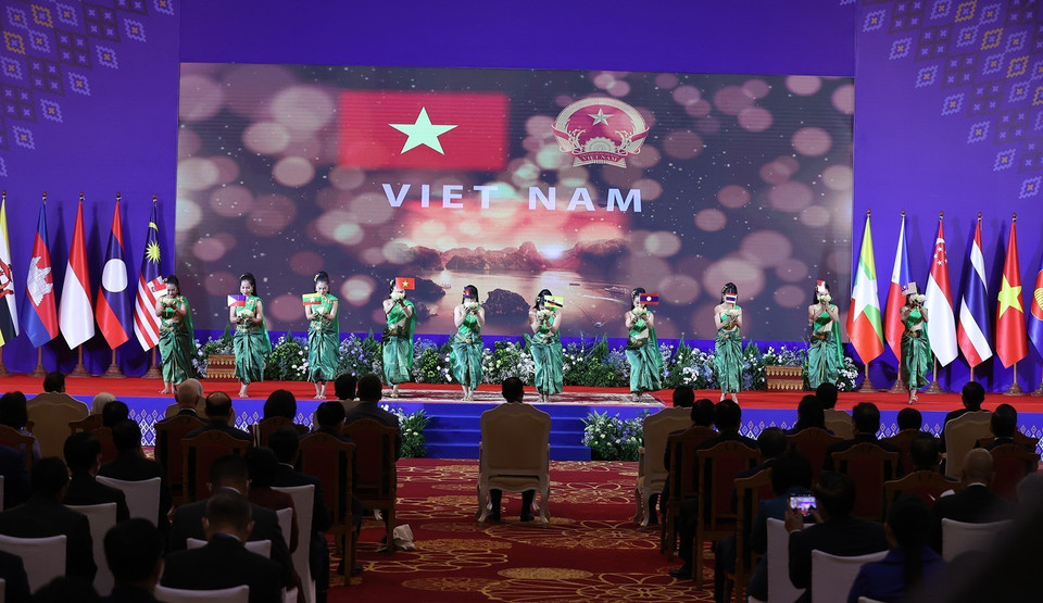 Lễ khai mạc Hội nghị cấp cao ASEAN lần thứ 40 và 41. (Ảnh: Dương Giang/TTXVN)