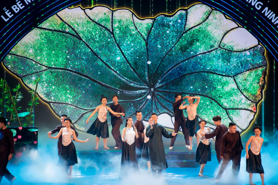 Sân khấu chương trình bế mạc Diễn đàn du lịch ASEAN 2019 và Năm du lịch Hạ Long-Quảng Ninh, tại Hạ Long cuối tuần qua. (Ảnh: Như Hoàn/Vietnam+)