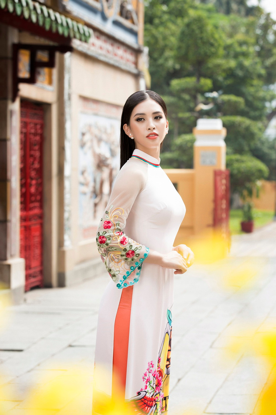 ...Bởi nhan sắc ngày càng rạng rỡ và sự xuất hiện liên tục từ các sự kiện giải trí đến những hoạt động cộng đồng. (Ảnh: Lê Thiện Viễn/Vietnam+)