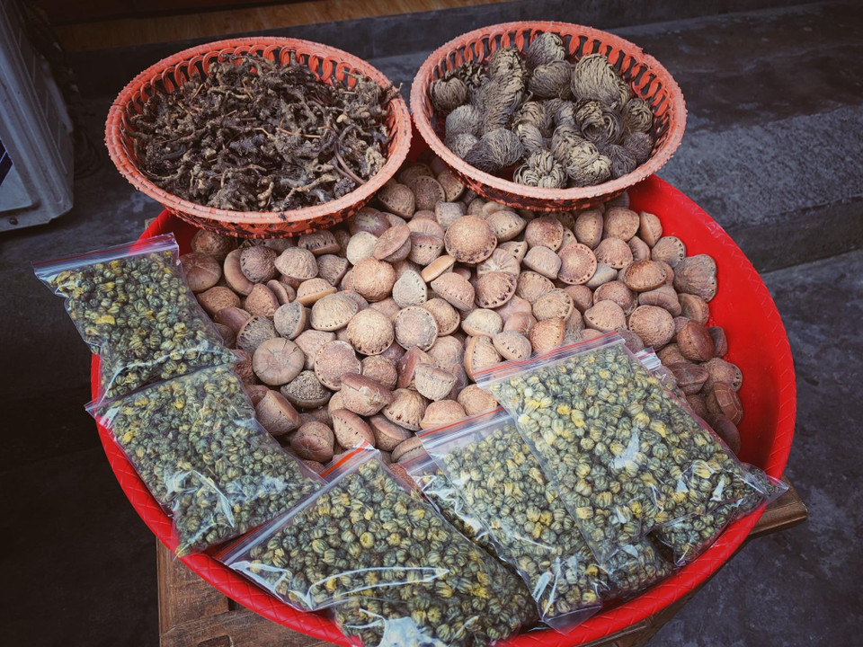 Một số loại nông sản và gia vị. (Xuân Mai/Vietnam+) 