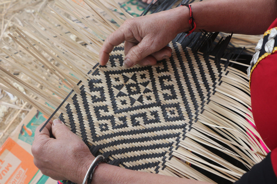 Những đơn hàng triệu đô chính là 'quả ngọt' của sự đam mê sáng tạo, nhạy bén nắm bắt của những người làm nghề. (Ảnh: Bích Huệ/TTXVN)