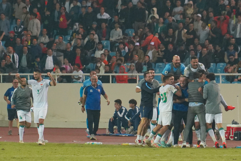 Phút bù giờ cuối cùng, Đội tuyển Iraq có bàn mở tỷ số do công của Ali. (Ảnh: Việt Anh/Vietnam+)