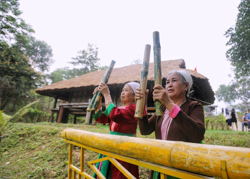 Tiết mục 'Xuân về trên vùng cao.' (Ảnh: Tuấn Đức/TTXVN)