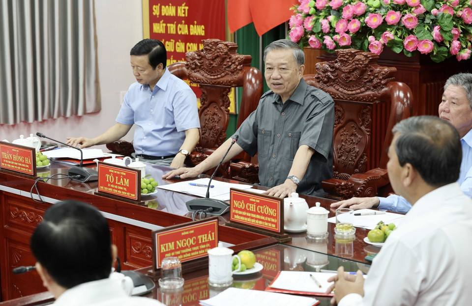 Chủ tịch nước Tô Lâm chủ trì buổi làm việc. (Ảnh: Nhan Sáng/TTXVN)