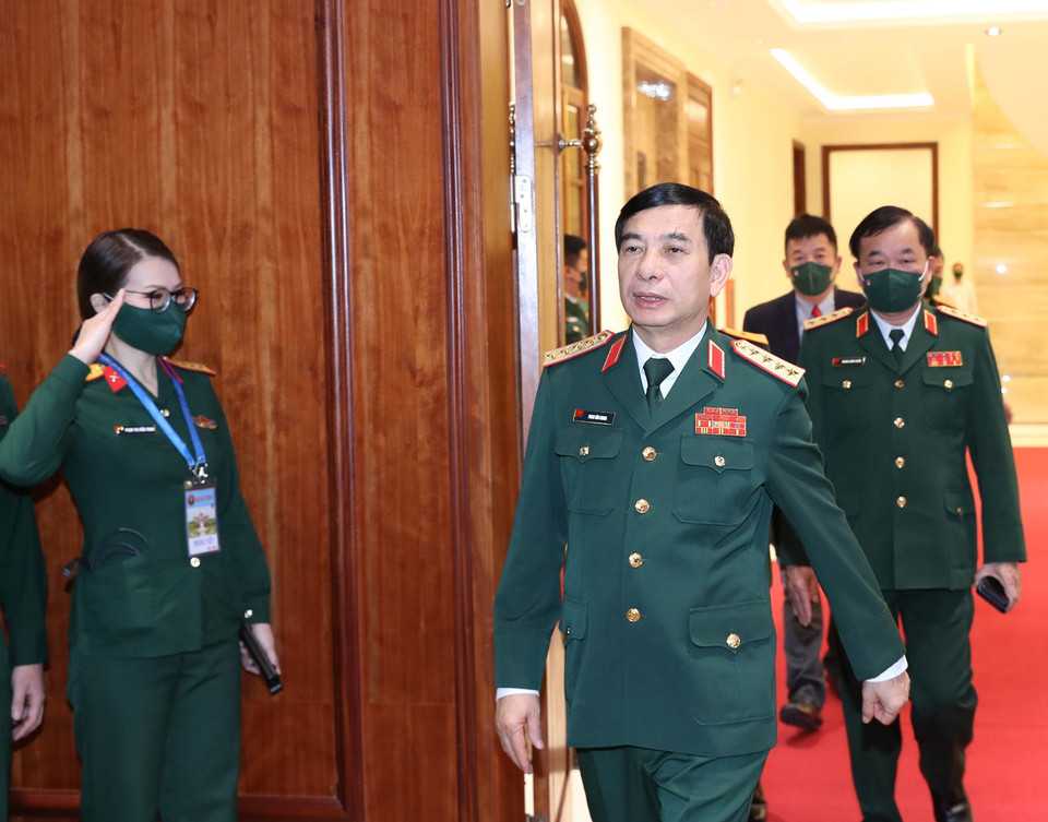 Đại tướng Phan Văn Giang, Bộ trưởng Bộ Quốc phòng Việt Nam, đến dự hội nghị. (Ảnh: Trọng Đức/TTXVN)