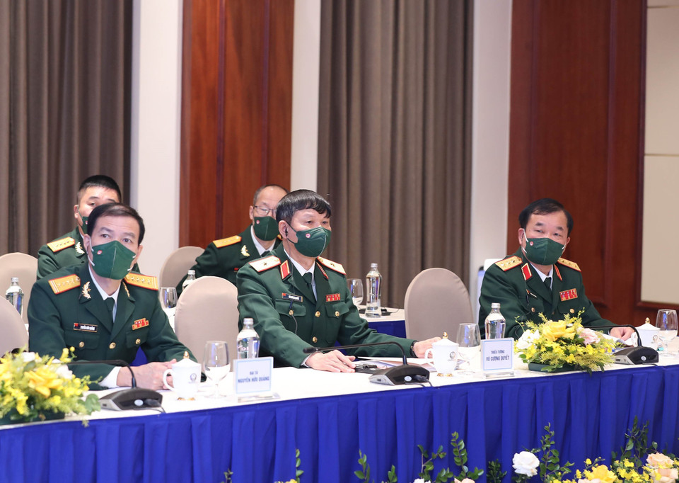 Đoàn đại biểu quân sự cấp cao Việt Nam dự tại điểm cầu Hà Nội. (Ảnh: Trọng Đức/TTXVN)