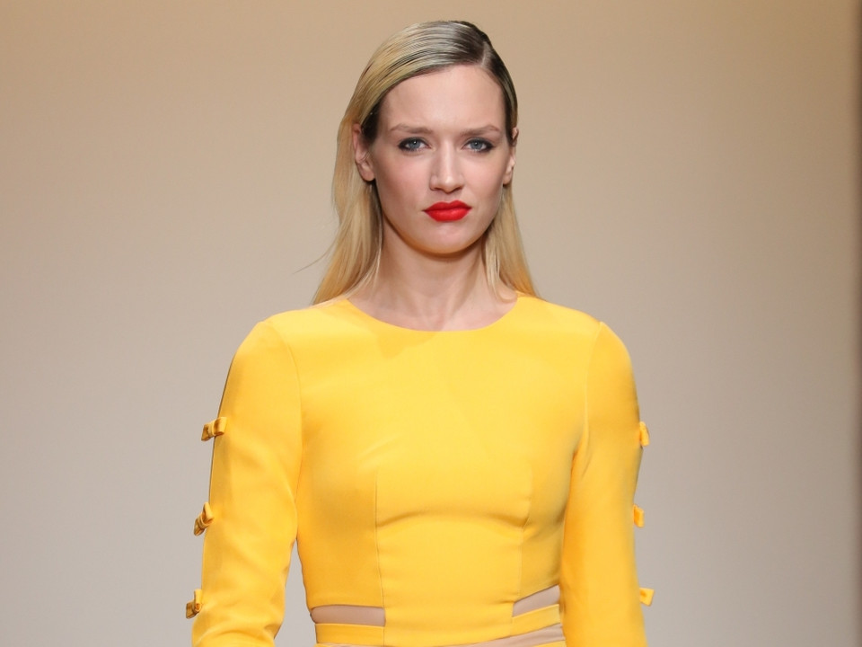 Nhà thiết kế Sơn Collection (Lương Minh Sơn) vừa trình diễn bộ sưu tập Thu Đông mới nhất tại “Nolcha Shows,” trong khuôn khổ Tuần lễ thời trang New York Thu Đông 2017, diễn ra từ ngày 13-16/2. (Ảnh: Nolchashows)