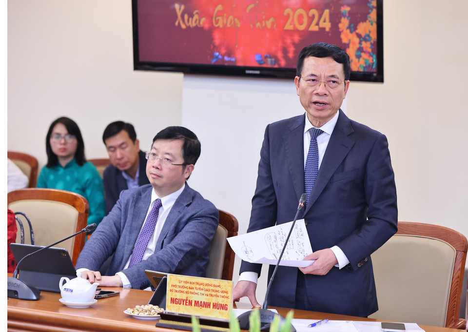 Bộ trưởng Bộ Thông tin và Truyền thông Nguyễn Mạnh Hùng phát biểu. (Ảnh: Minh Đức/TTXVN)