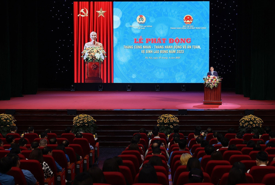 Lễ phát động Tháng công nhân-Tháng hành động về An toàn, vệ sinh lao động năm 2023. (Ảnh: Dương Giang/TTXVN)