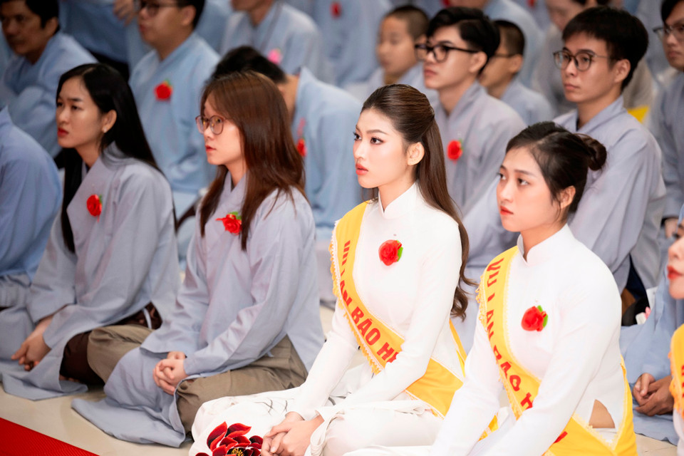 Một số hình ảnh trong buổi đại lễ. (Ảnh: CTV/Vietnam+)