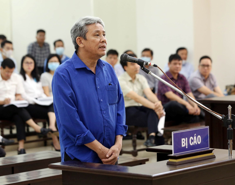 Bị cáo Lê Văn Thanh khai báo trước tòa. (Ảnh: Phạm Kiên/TTXVN)