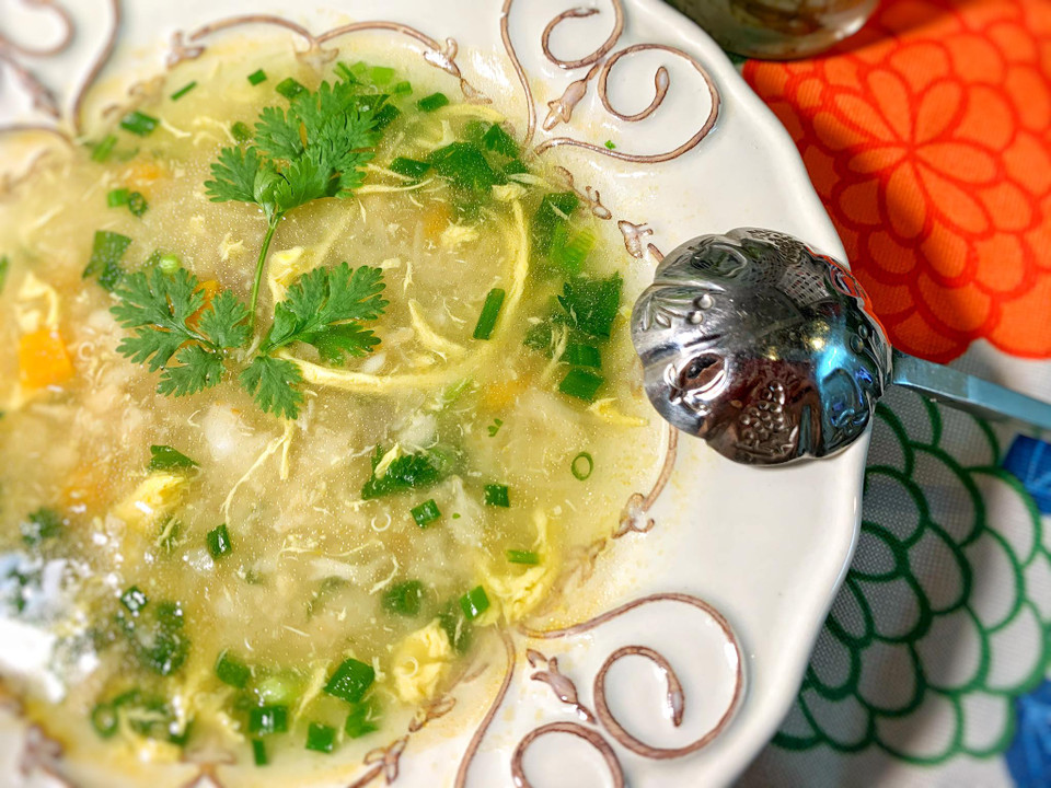 Một bát súp nhưng hàm lượng dinh dưỡng đủ cho một buổi sáng làm việc. (Ảnh: Vietnam+)