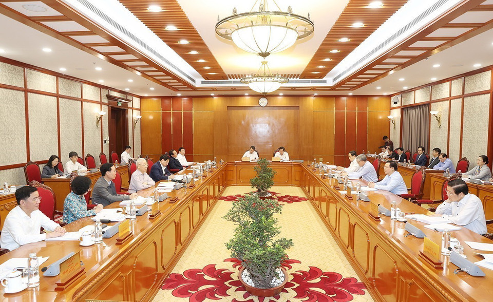 Tổng Bí thư Nguyễn Phú Trọng phát biểu kết luận cuộc họp. (Ảnh: Trí Dũng/TTXVN)