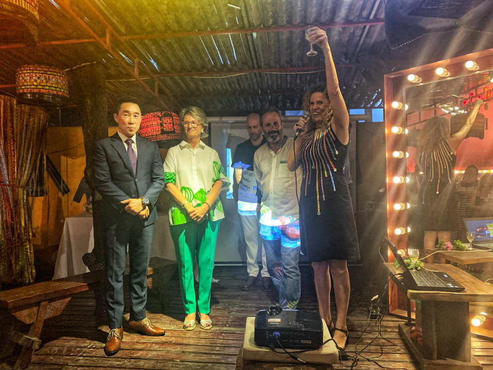 Tối qua (20/6), tại Hà Nội đã diễn ra 'Ngày Tapa thế giới' do Đại sứ quán Tây Ban Nha tổ chức, với sự tham dự của nhiều khách mời trong nước và quốc tế. (Ảnh: M.Mai/Vietnam+)